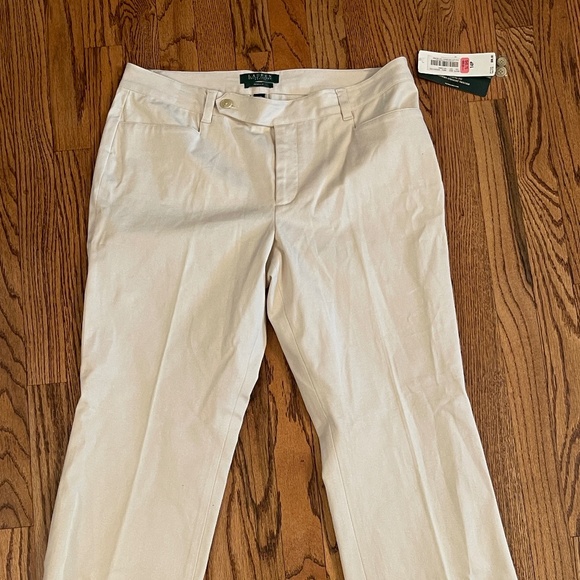 NWT Lauren Ralph Lauren Adelle Straight Pants‎ khaki Size 14P Pockets Flat Front - Picture 1 of 8
